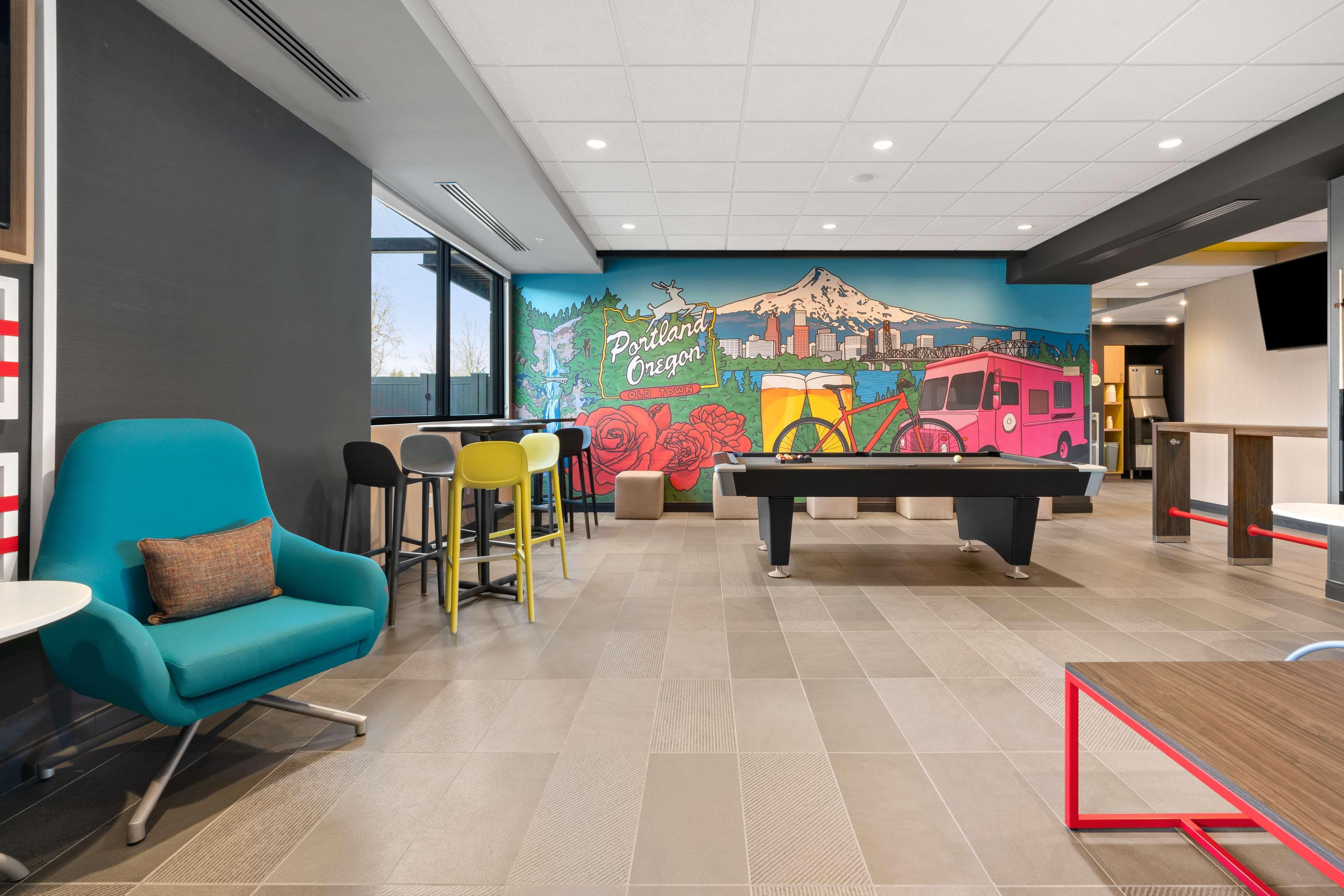 Tru By Hilton Portland Airport, Or Hotel ภายนอก รูปภาพ